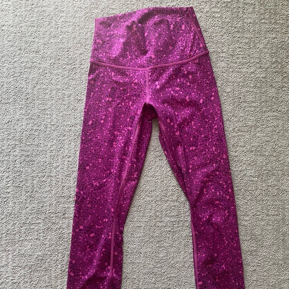 Lululemon wunder under pants size 4. - Picture 2 of 2
